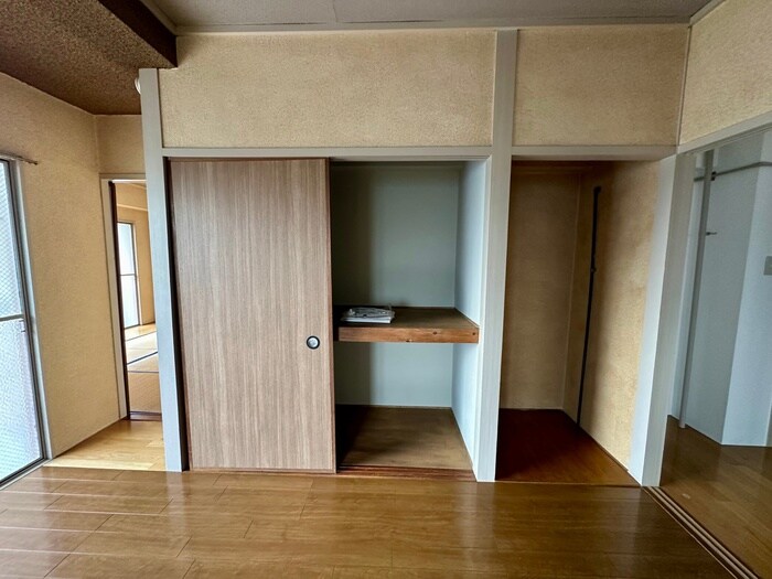 物件内観写真11　(収納)