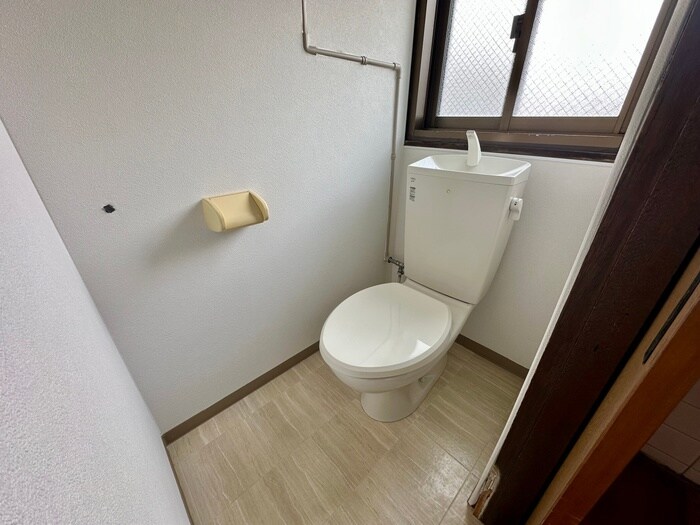 物件内観写真16　(トイレ)