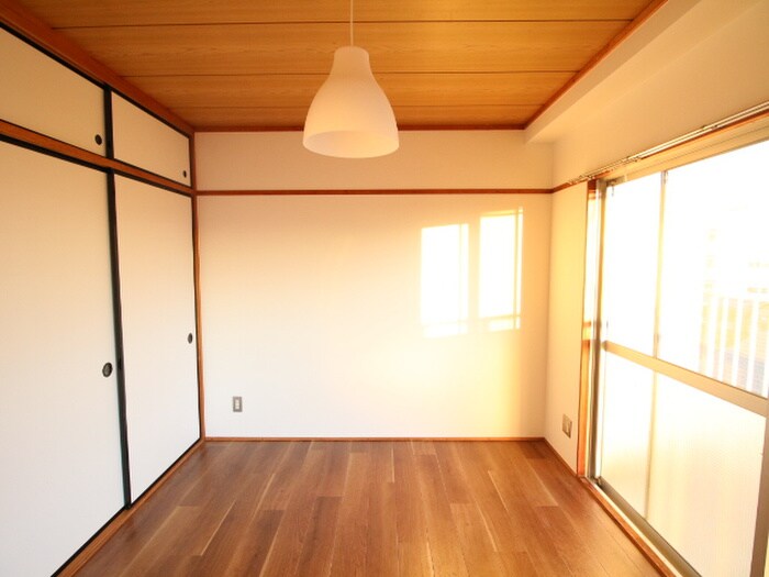 物件内観写真10　(居室)