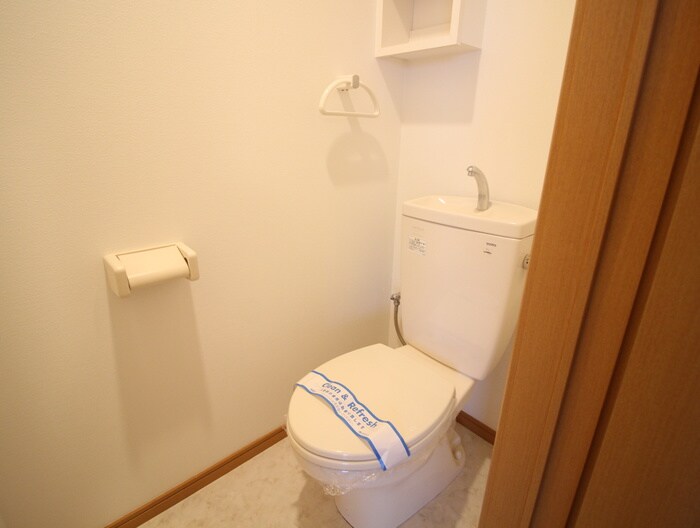 物件内観写真9　(トイレ)