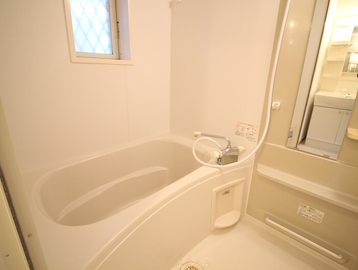 物件内観写真12　(バス／シャワールーム等)