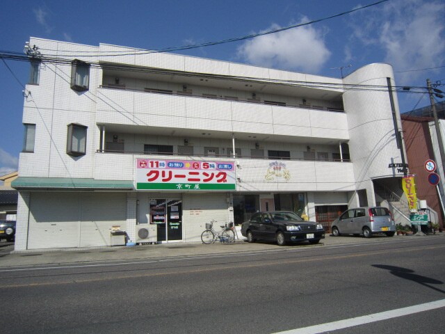 物件外観写真3　(外観写真)