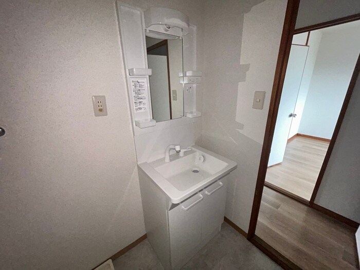 物件内観写真12　(洗面)