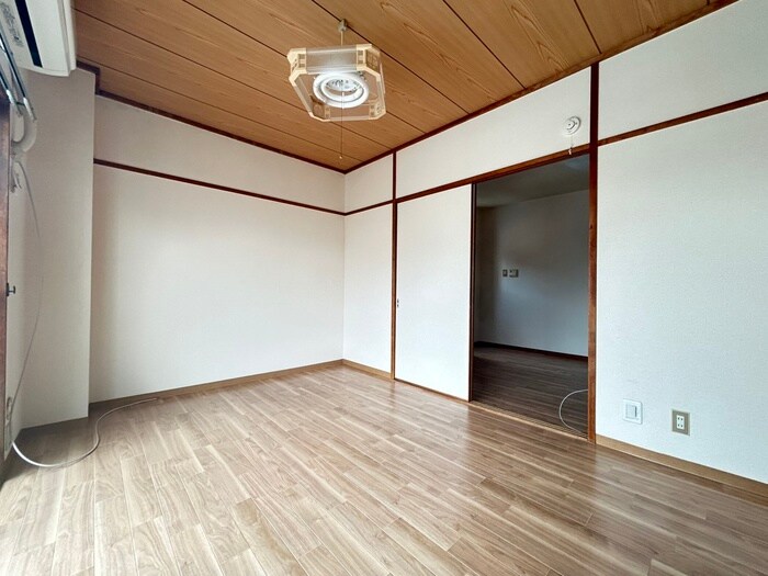 物件内観写真18　(居室)