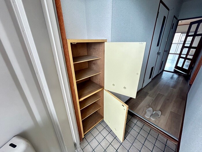 物件内観写真19　(靴箱)