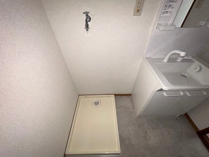 物件内観写真22　(洗濯機置場)