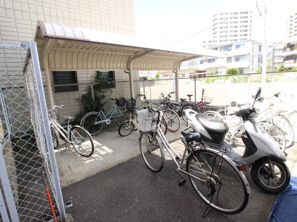 駐輪場