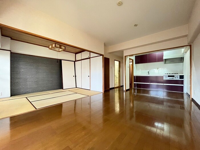 物件内観写真4　(居室)