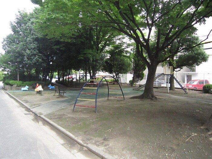 物件外観写真3　(周辺環境)