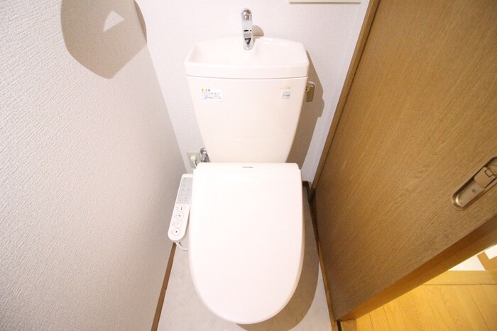 物件内観写真10　(トイレ)