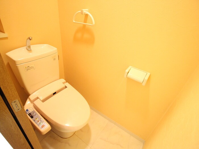 物件内観写真15　(トイレ)