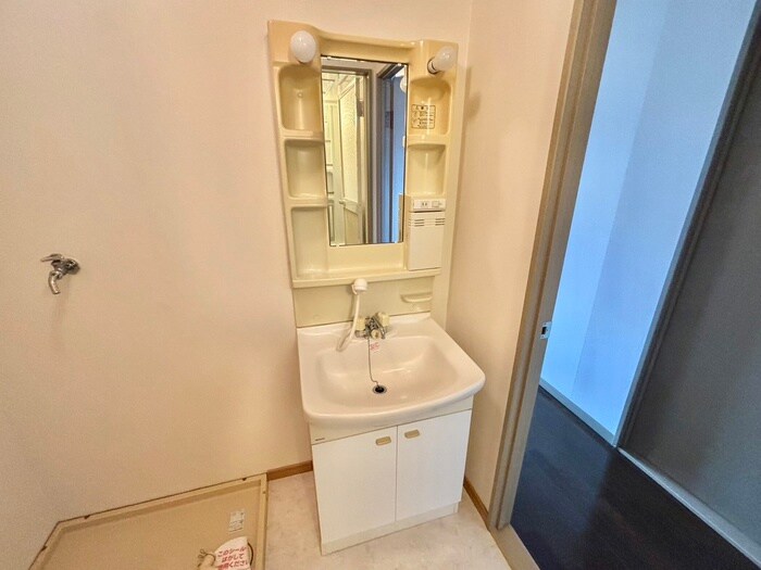 物件内観写真11　(洗面)