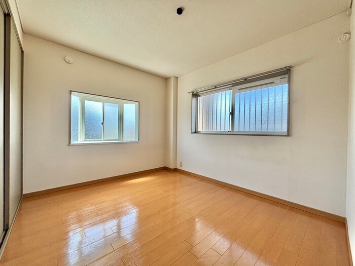 物件内観写真21　(居室)