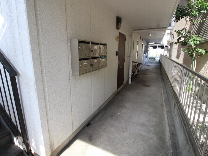 さんごうハイツのエントランス部分