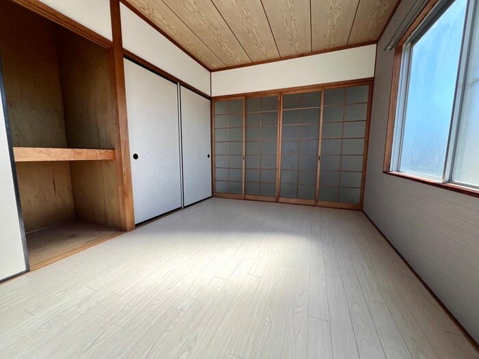 物件内観写真10　(居室)