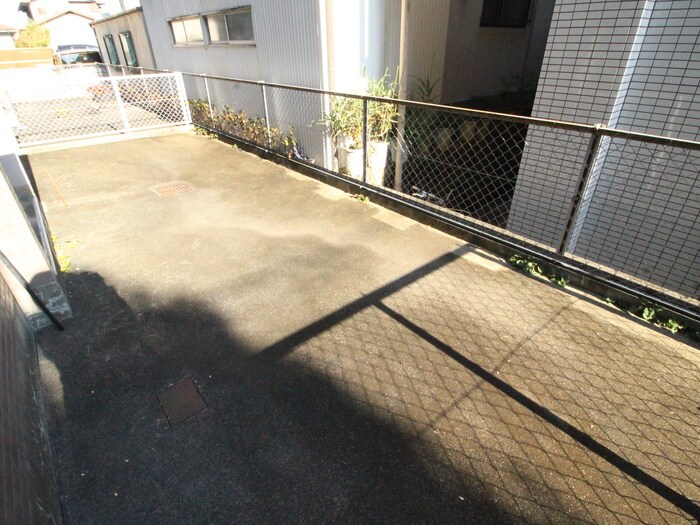 物件内観写真16　(室内からの展望)