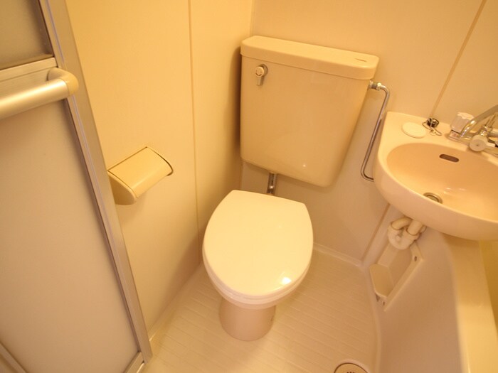 物件内観写真14　(トイレ)