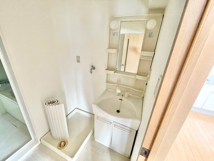 物件内観写真11　(洗面)