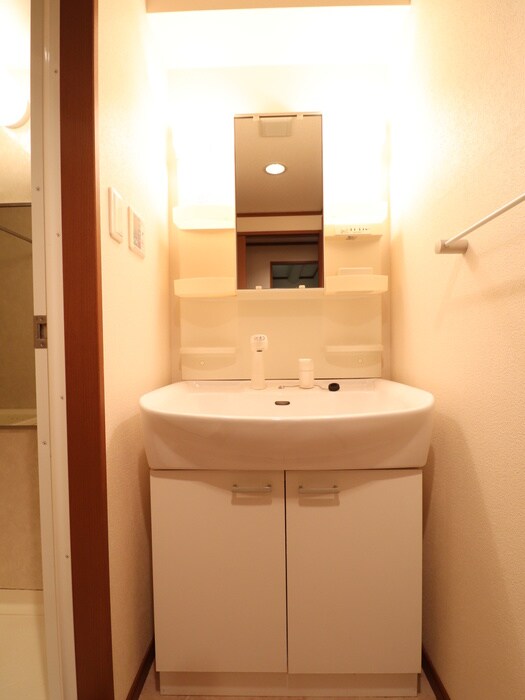 物件内観写真12　(洗面)