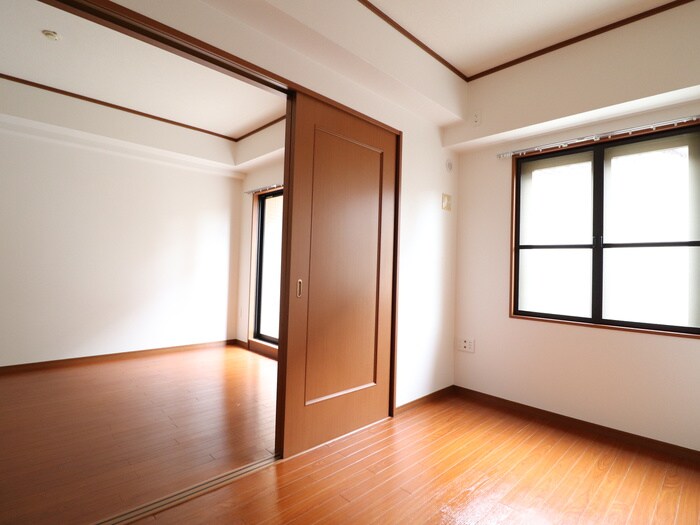 物件内観写真15　(居室)