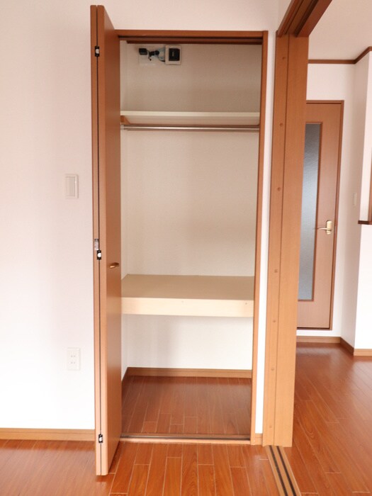 物件内観写真18　(収納)