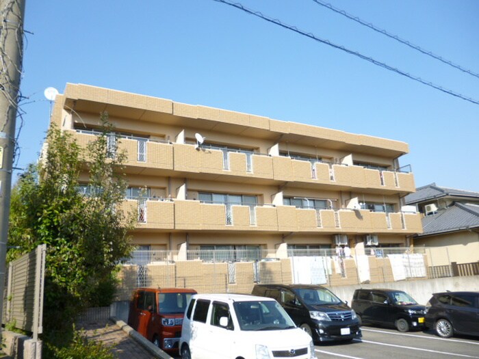 アソシエ三好丘の外観写真