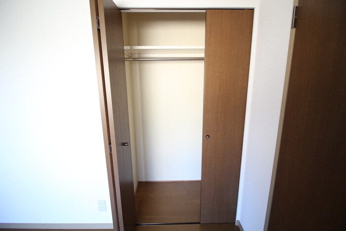 物件内観写真11　(収納)
