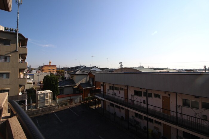 物件内観写真21　(室内からの展望)