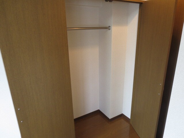 物件内観写真16　(収納)