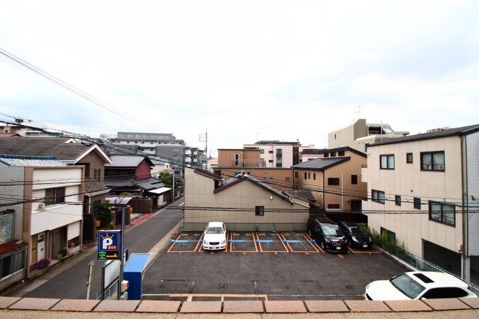 物件内観写真22　(室内からの展望)