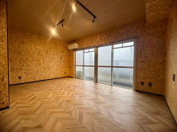 物件内観写真7　(居室)