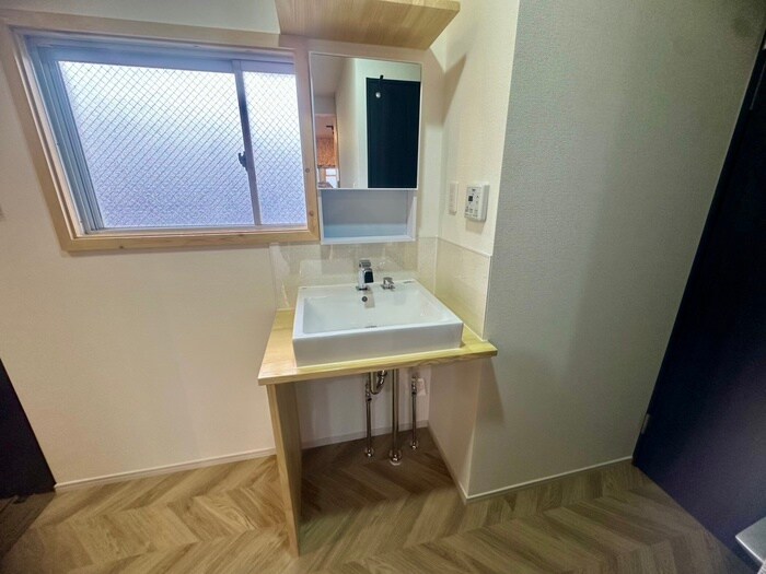 物件内観写真15　(洗面)