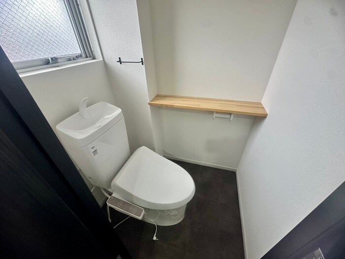 物件内観写真16　(トイレ)
