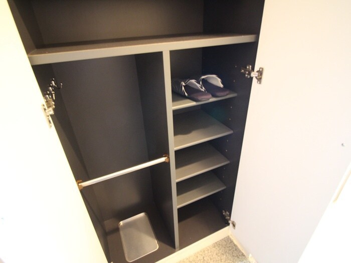 物件内観写真15　(靴箱)