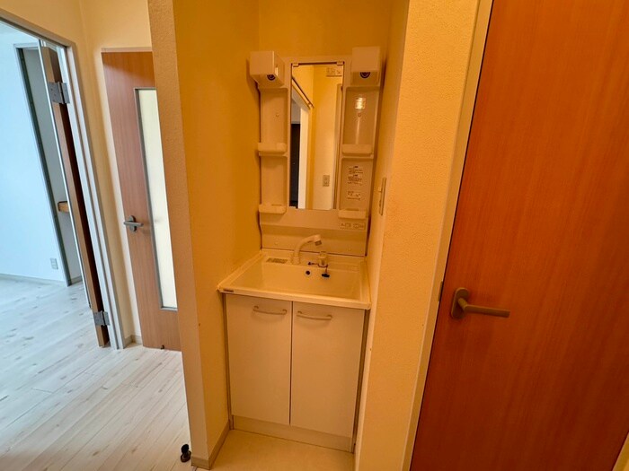 物件内観写真10　(洗面)