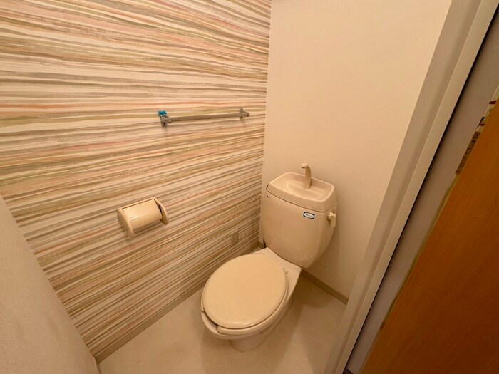 物件内観写真12　(トイレ)