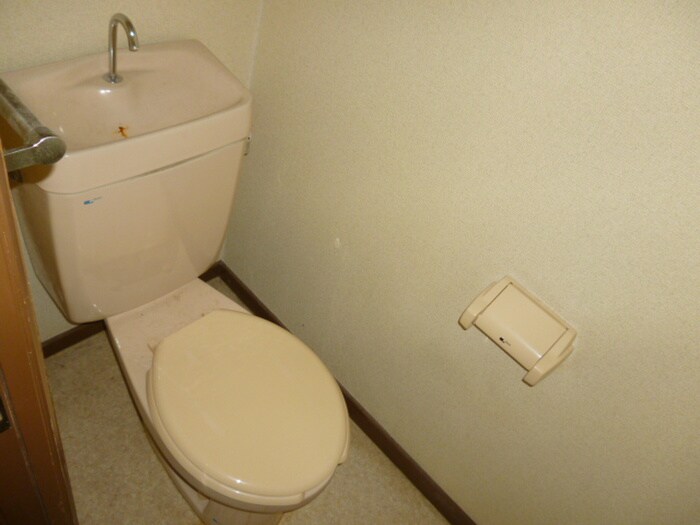 物件内観写真14　(トイレ)