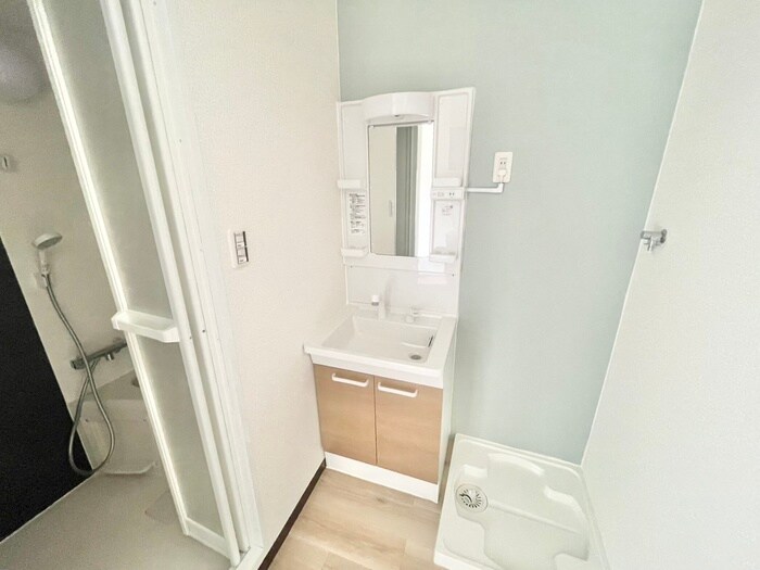 物件内観写真11　(洗面)