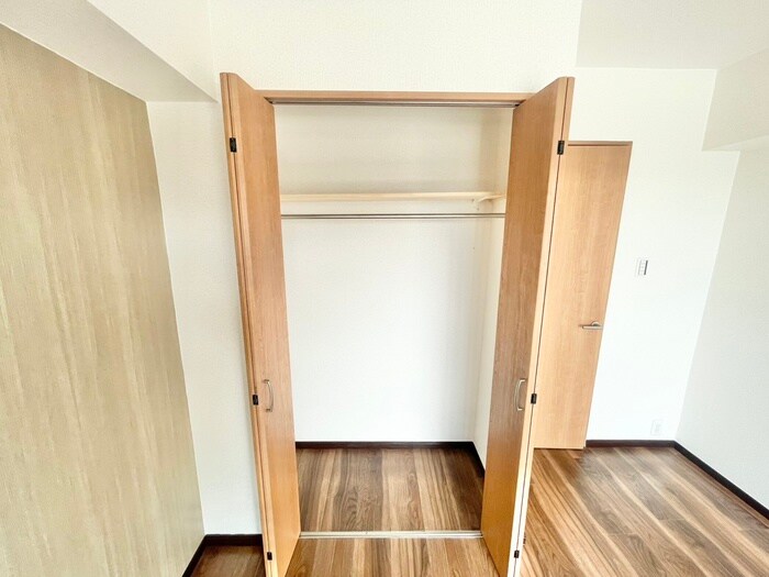 物件内観写真12　(収納)