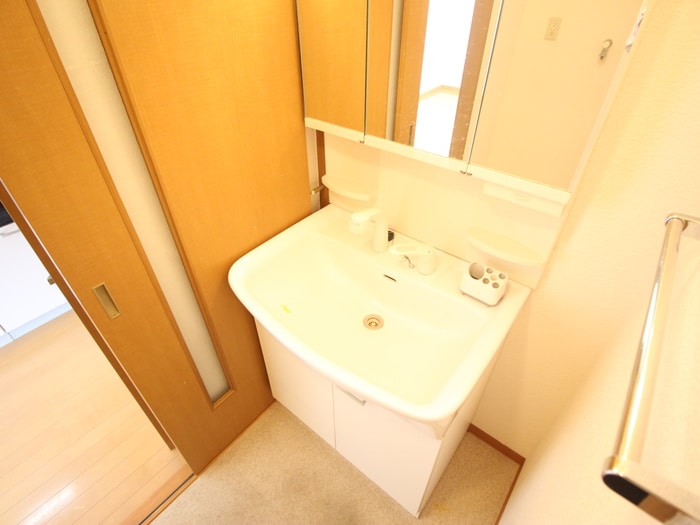 物件内観写真11　(洗面)