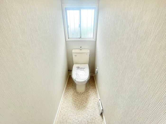 物件内観写真10　(トイレ)