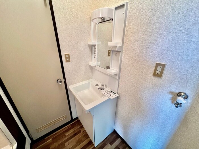 物件内観写真12　(洗面)