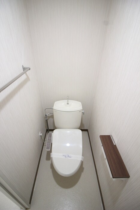 物件内観写真17　(トイレ)