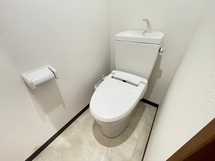 物件内観写真13　(トイレ)