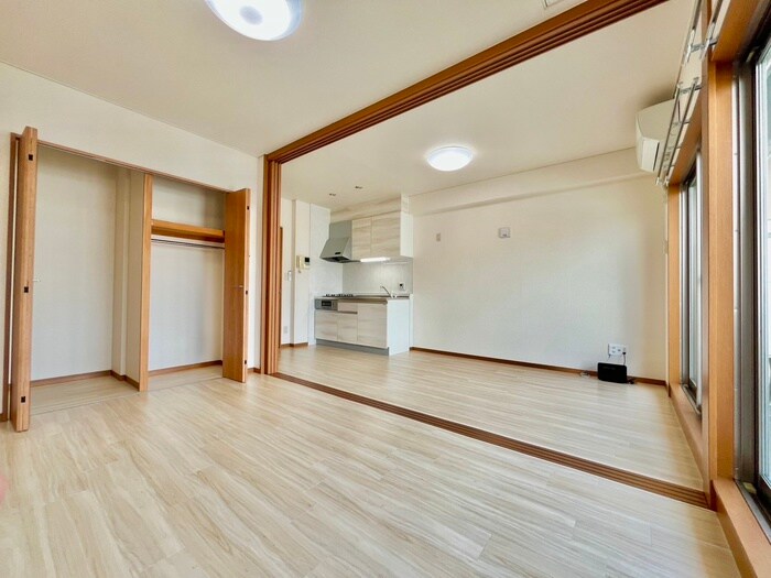 物件内観写真7　(居室)