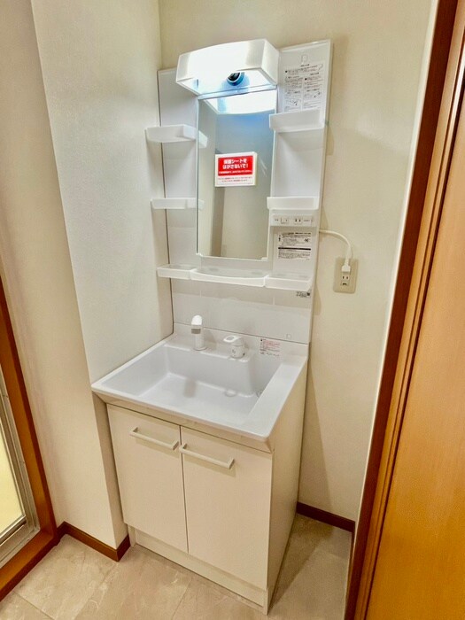 物件内観写真12　(洗面)