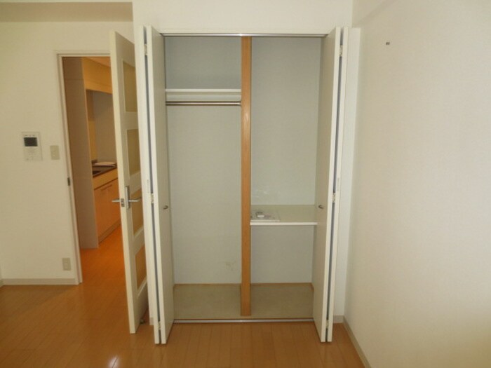 物件内観写真8　(収納)