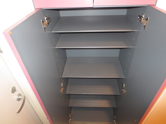 物件内観写真9　(靴箱)