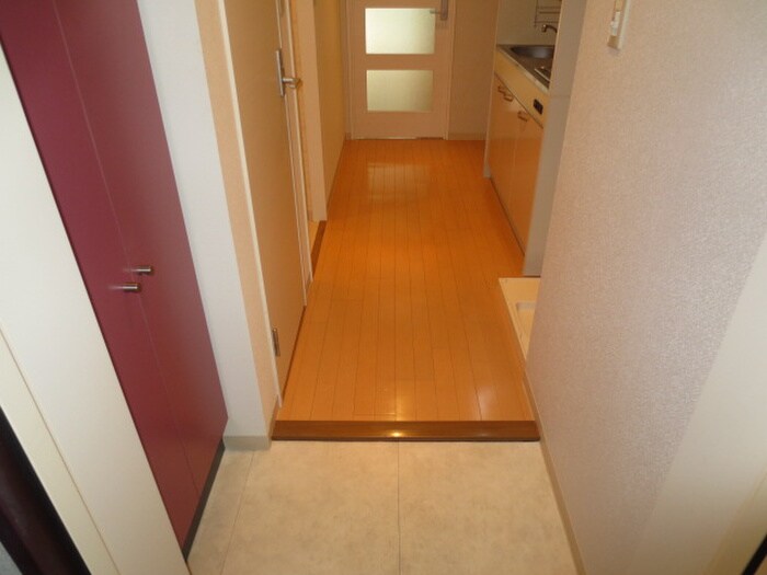 物件内観写真15　(廊下)