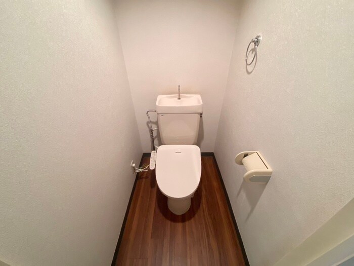 物件内観写真12　(トイレ)